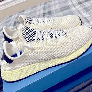 Men Adidas’s running shoes size 13